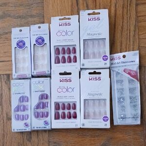 NWT KISS Nail Kit Set with Red, Purple, and White Shades